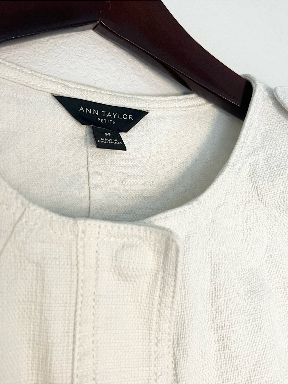 Ann Taylor Women's Cream Drawstring Utility Jacket M - Picture 3 of 6